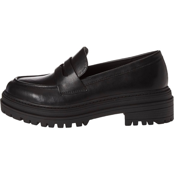 The Drop Women's Ryan Lug Sole Loafers in black faux leather Size 10 NWT - Picture 2 of 7